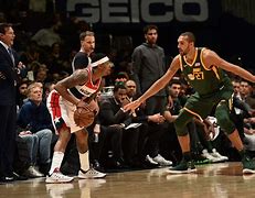 防御中的进攻持久中的速决内线中的外线-开云棋牌app